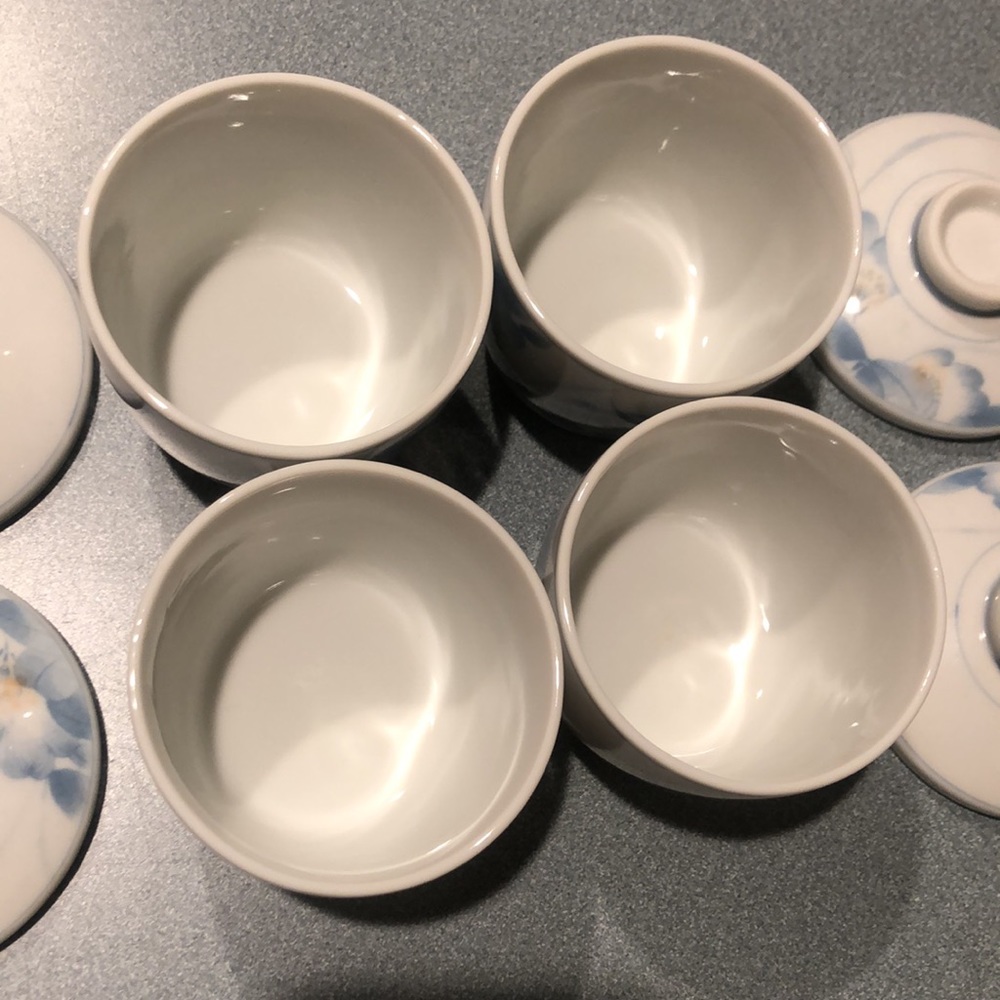 Asian Tea Cups with Lids - Picture 3 of 8